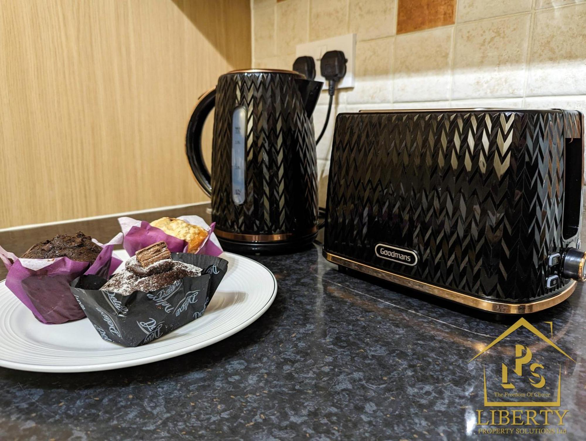 6 Guests * 4 Bedroom * Free Wi-Fi *Huntingdon Bagian luar foto