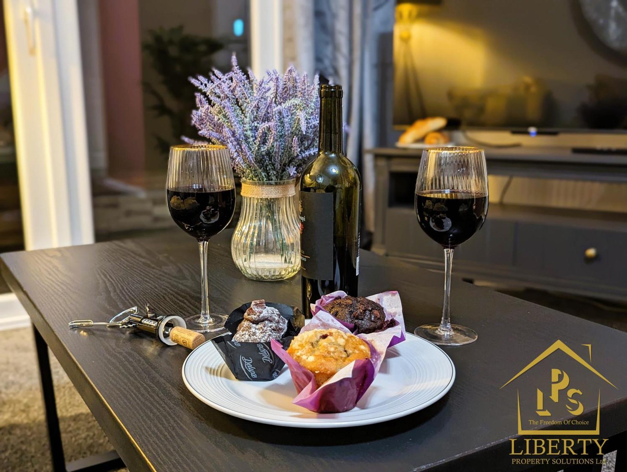 6 Guests * 4 Bedroom * Free Wi-Fi *Huntingdon Bagian luar foto