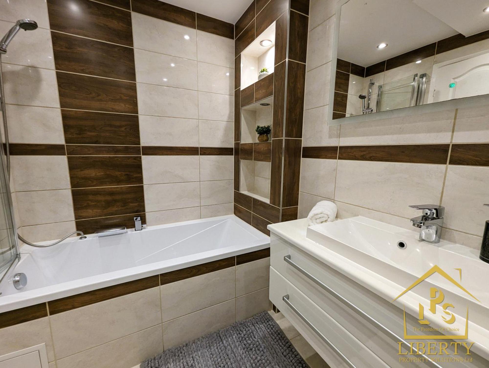 6 Guests * 4 Bedroom * Free Wi-Fi *Huntingdon Bagian luar foto