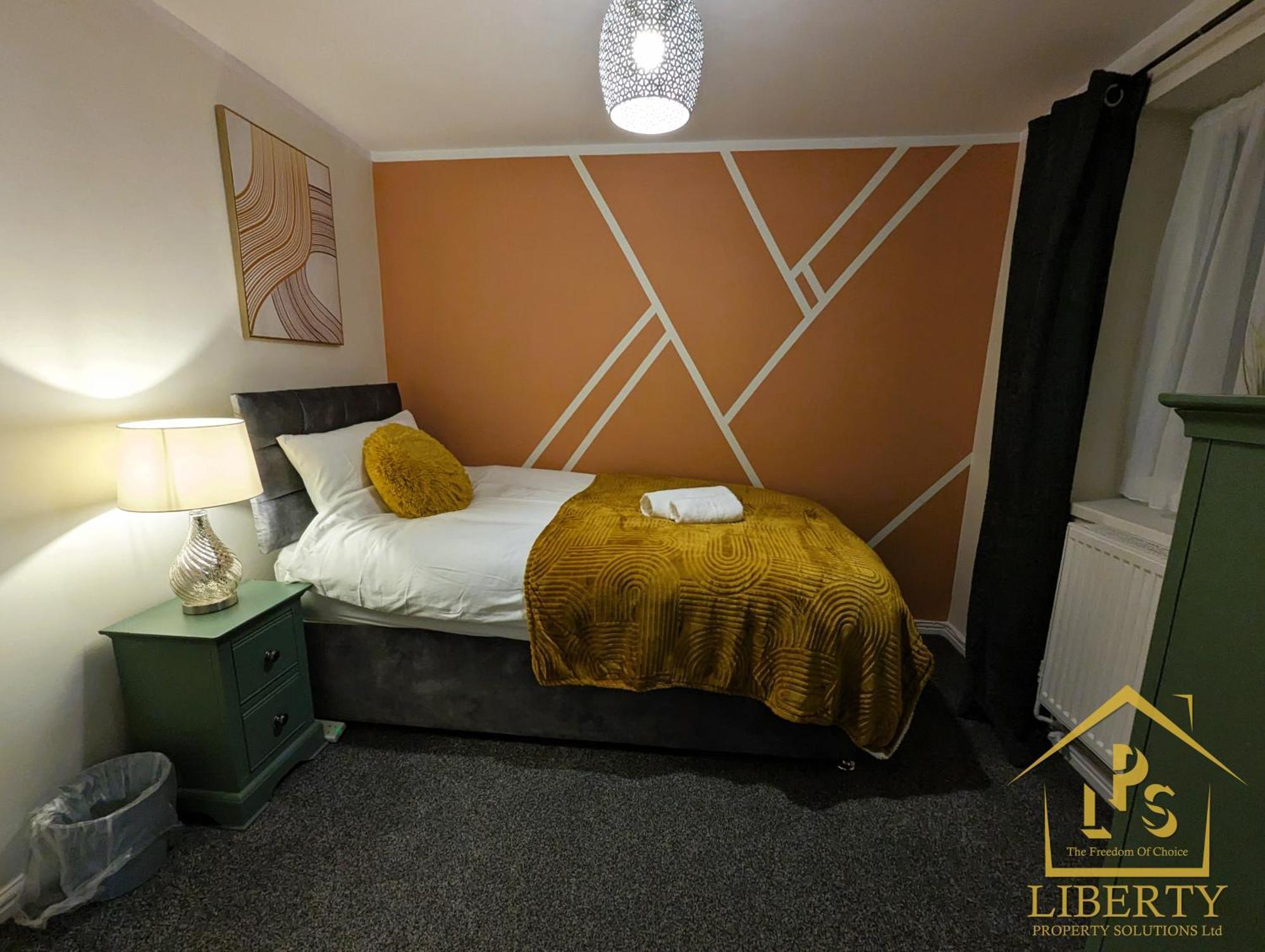 6 Guests * 4 Bedroom * Free Wi-Fi *Huntingdon Bagian luar foto