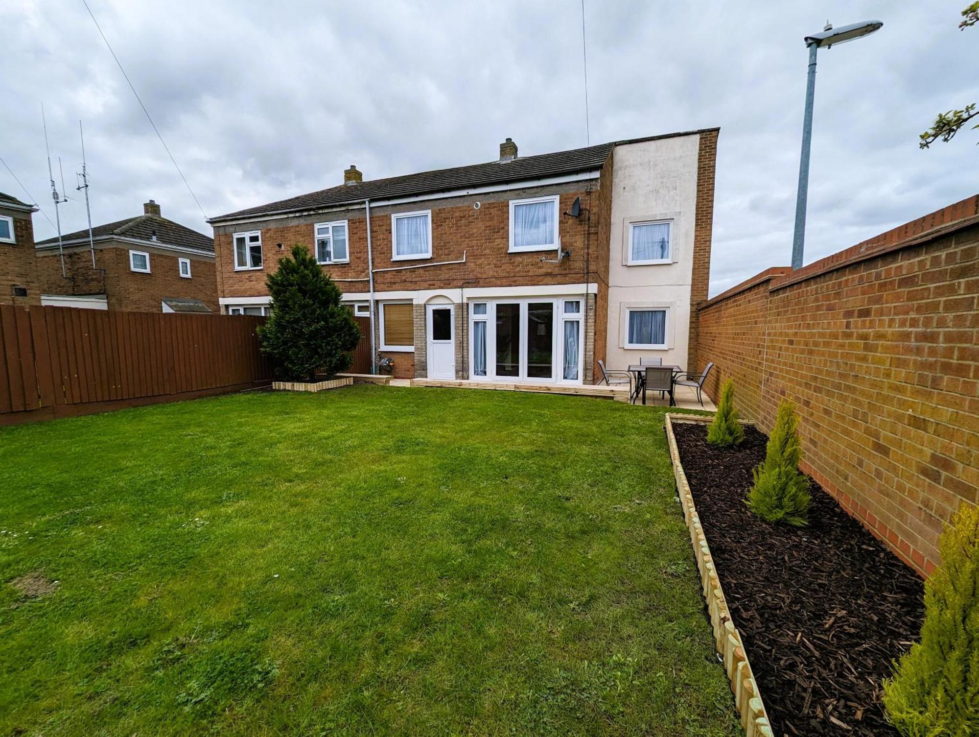 6 Guests * 4 Bedroom * Free Wi-Fi *Huntingdon Bagian luar foto